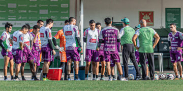 Luverdense anuncia 11 reforços e segue qualificando o elenco para 2026