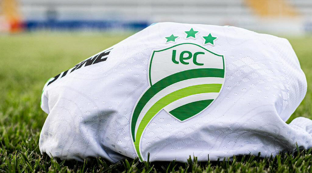 Ingressos à venda para a decisão da semifinal entre Luverdense e Sport Sinop no Passo das Emas